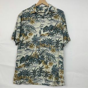 Men's Island Shores🌴🏄🏾 Hawaiian Button Down